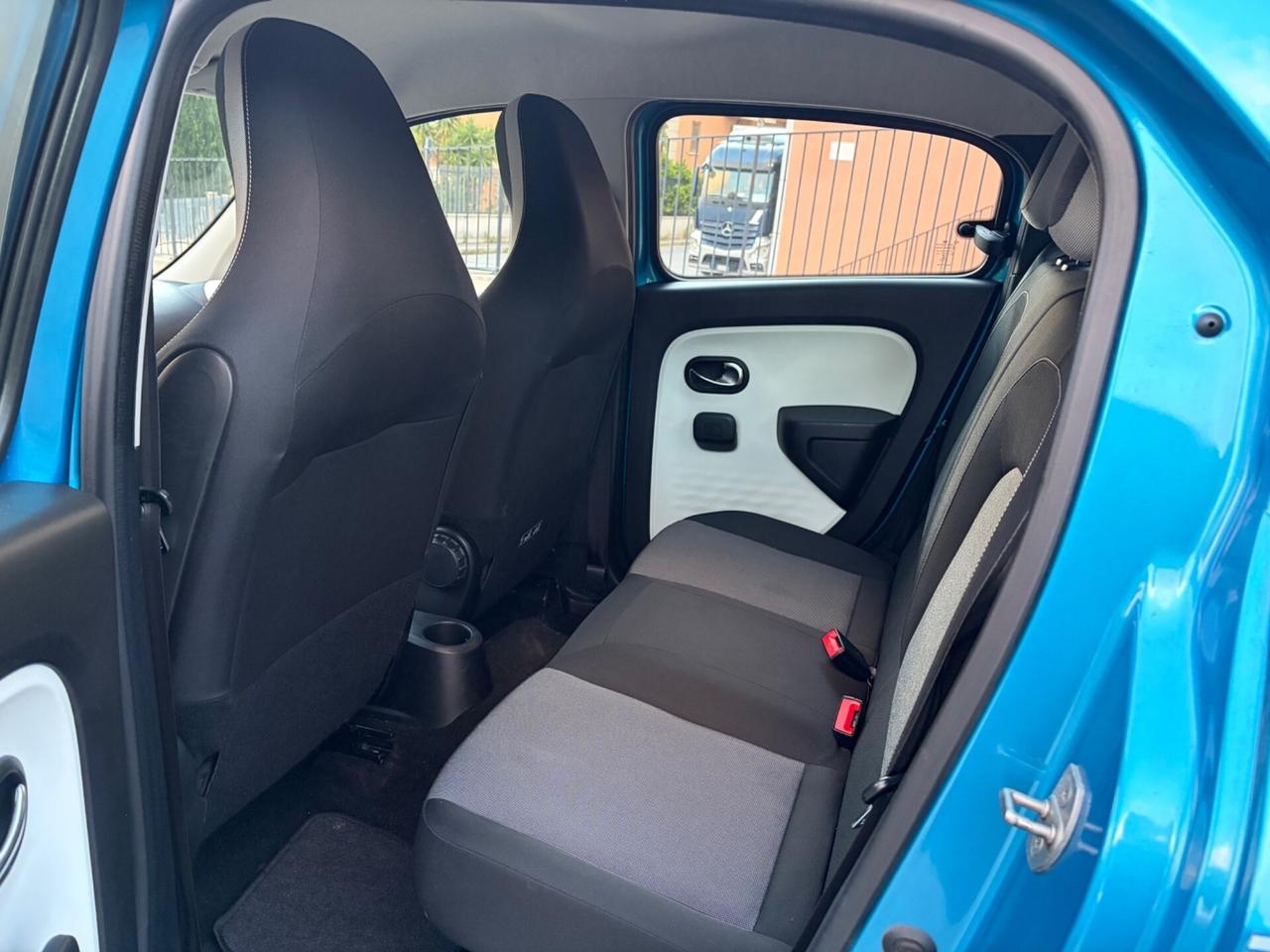 Renault Twingo 1.0 benz ideale per neopatentati