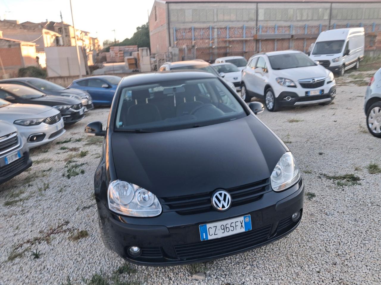 Volkswagen Golf 1.6 16V FSI 5p. Comfortline