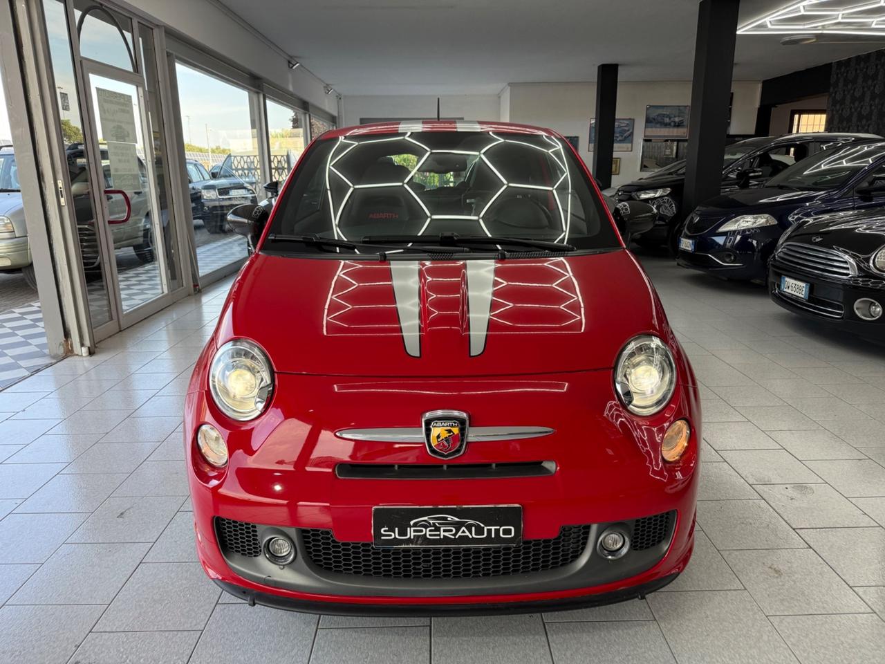 Abarth 695 ABARTH 695 TRIBUTO FERRARI 1.4 TURBO T-JET SERIE NUMERATA