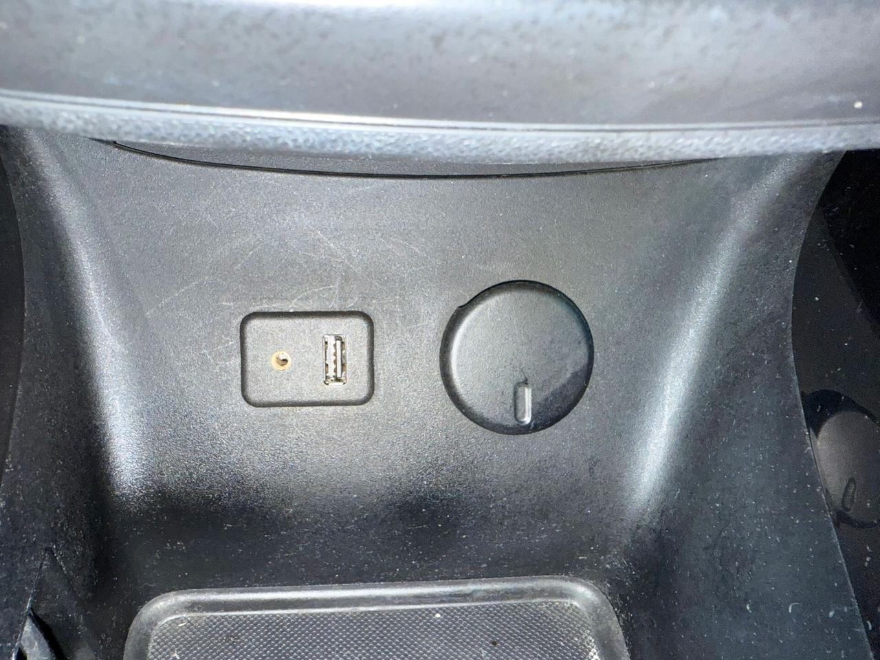Opel Corsa Corsa V 2015 5p 1.4 Cosmo 90cv