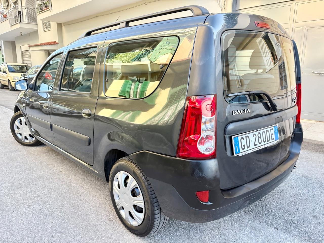 Dacia Logan 1.5 DCI 85cv 7 posti 145000km