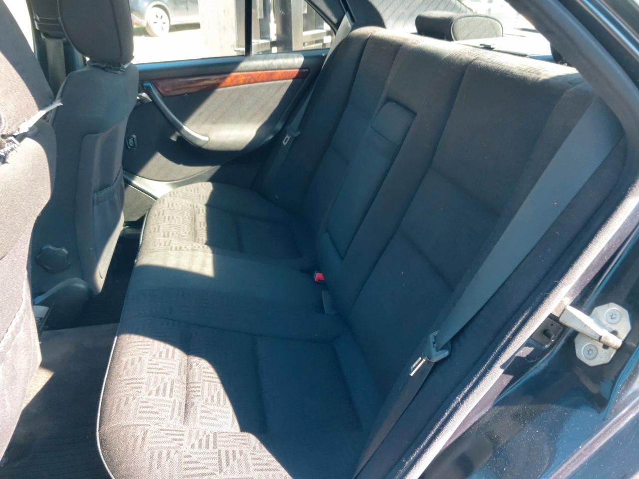 Mercedes-benz C 250 turbodiesel Elegance