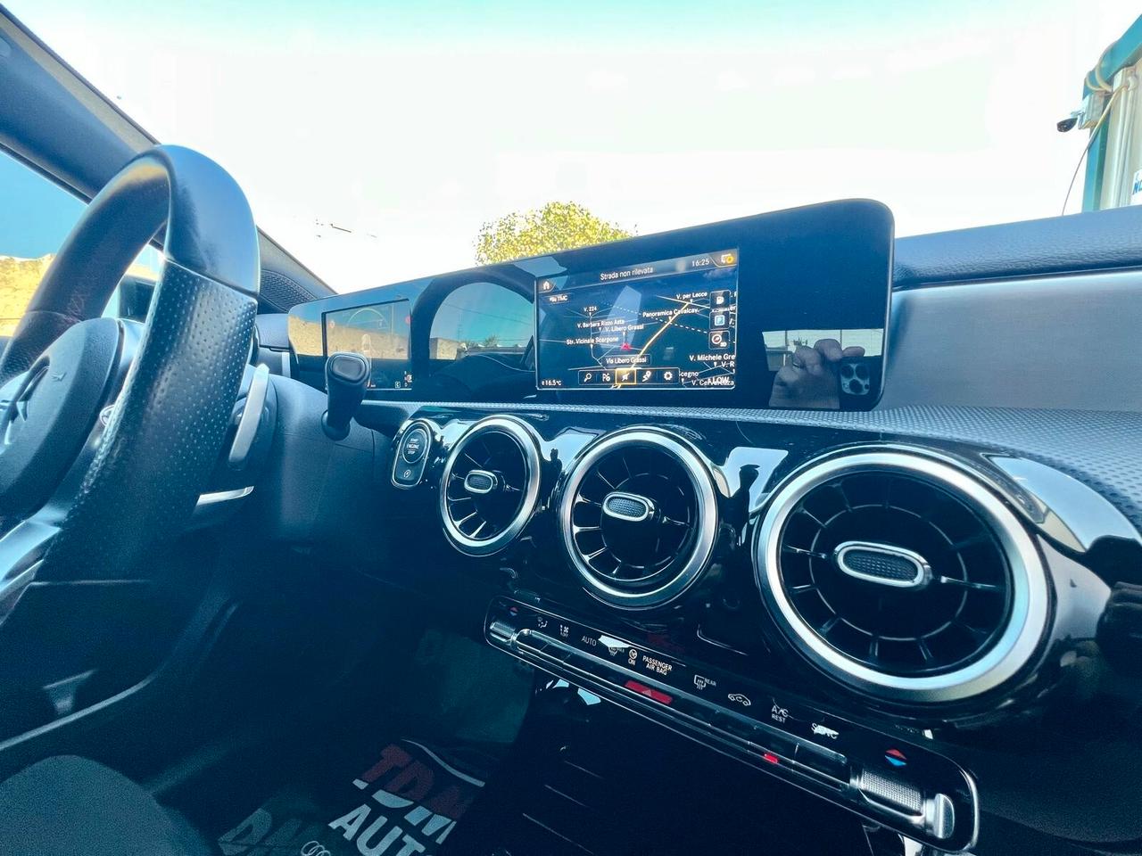 Mercedes-benz A 250 Premium 224 cv