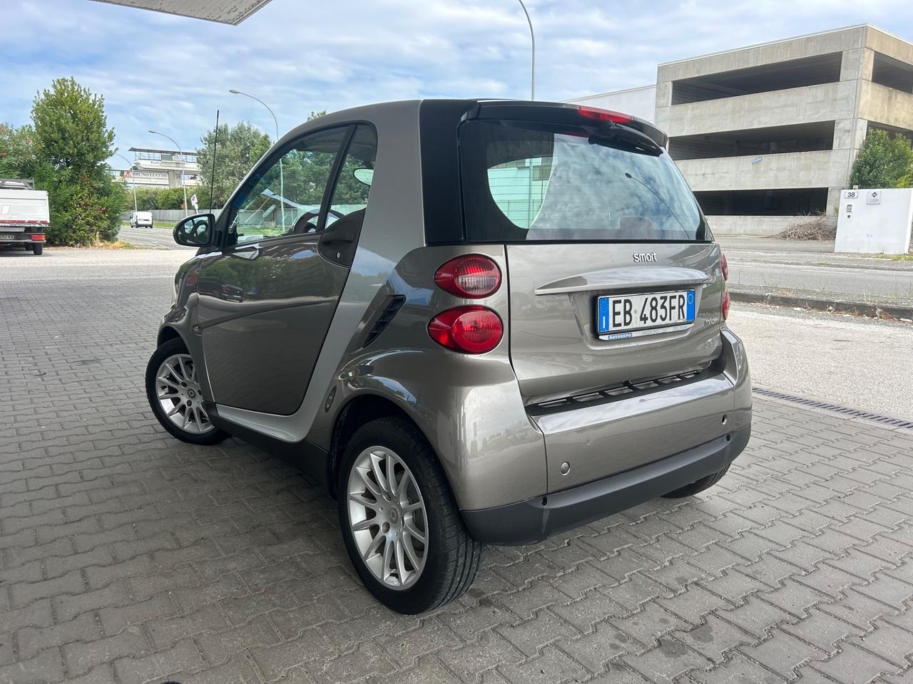 Smart ForTwo 1000cc benzina automatica