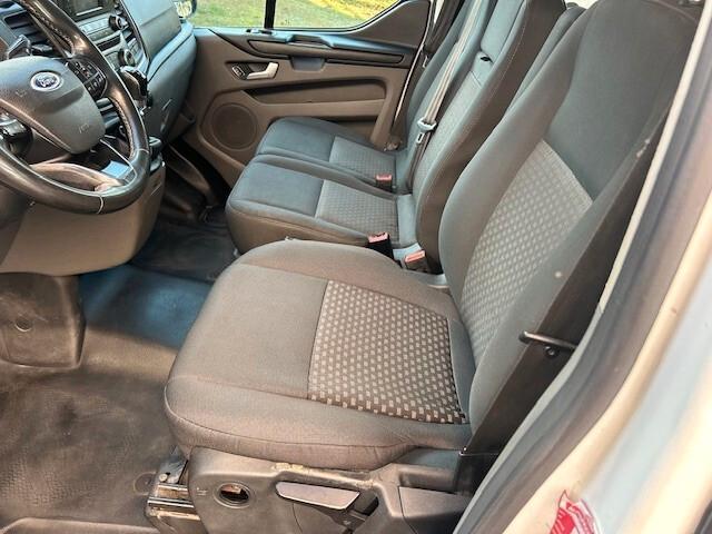Ford Tourneo Custom 320 2.0 EcoBlue 170CV P.L. Active