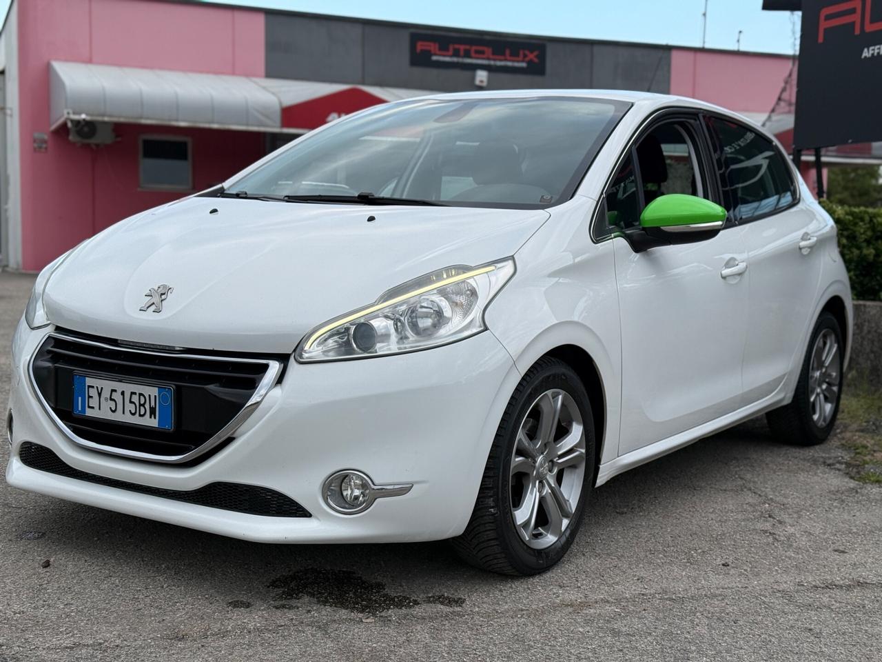 Peugeot 208 1.6 e-HDi 92 OK NEOPATENTATI5 porte Allure