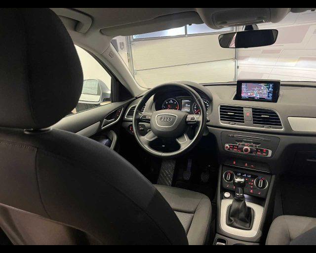 AUDI Q3 2.0 TDI 120 CV Business