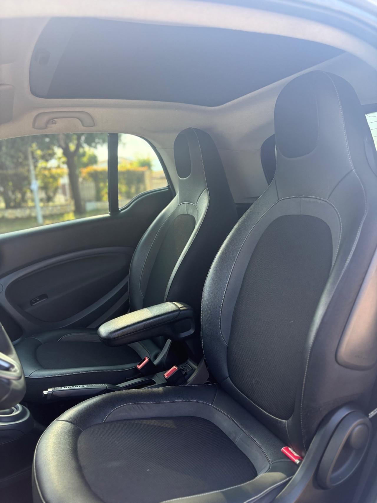 Smart ForTwo BRABUS 0.9 Turbo twinamic Xclusive