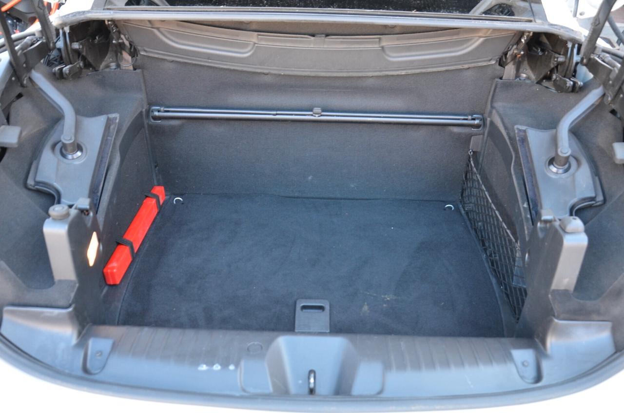 Peugeot 308 1.6 e-HDi 112CV Stop&Start CC Allure