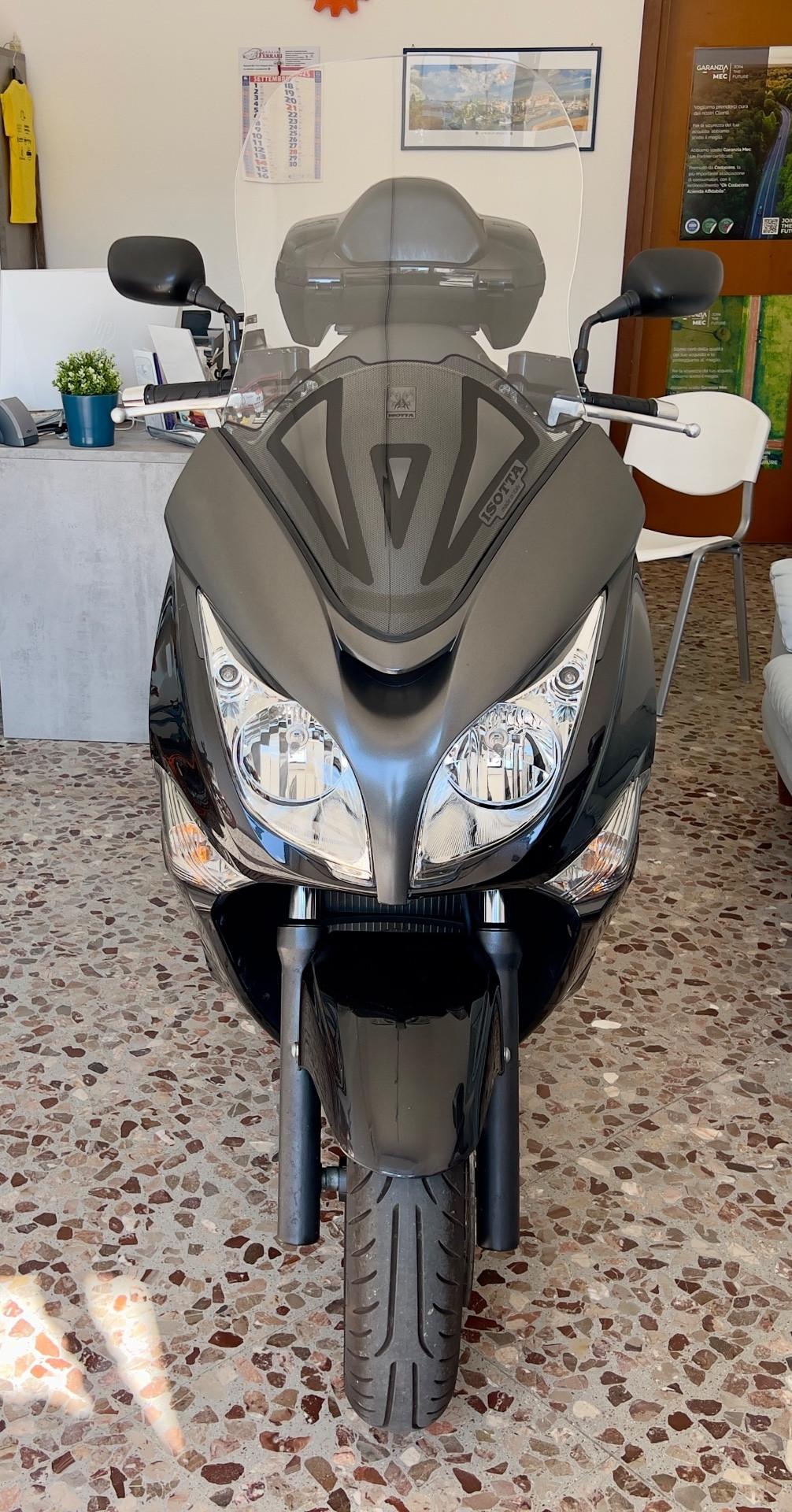 Honda Silver Wing 400