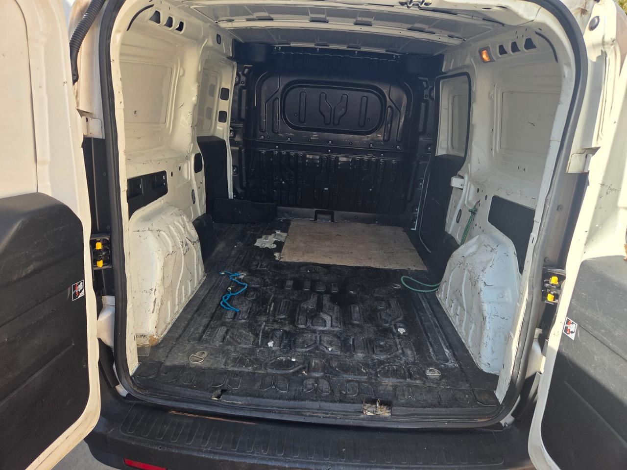 Fiat Doblo Doblò 1.6 MJT 16V 120CV Easy Maxi