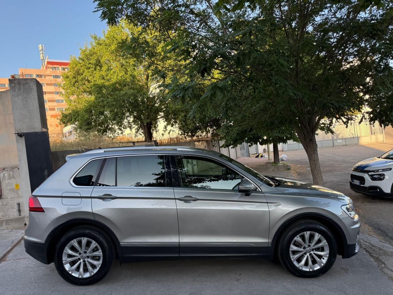 Volkswagen Tiguan km.99900! 1.6 TDI SCR Business BlueMotion