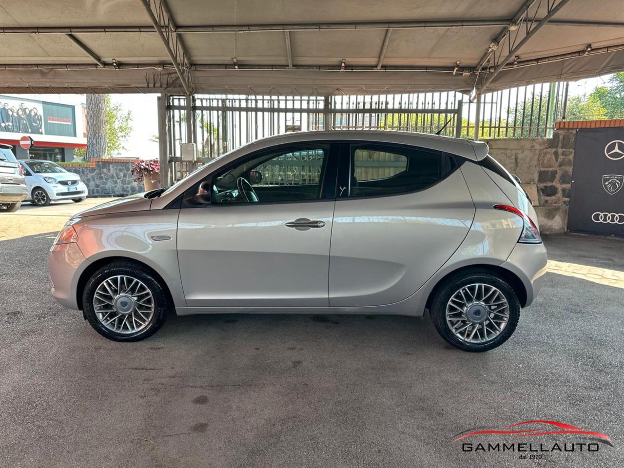 Lancia Ypsilon 1.3 mjt S&S Silver 95cv