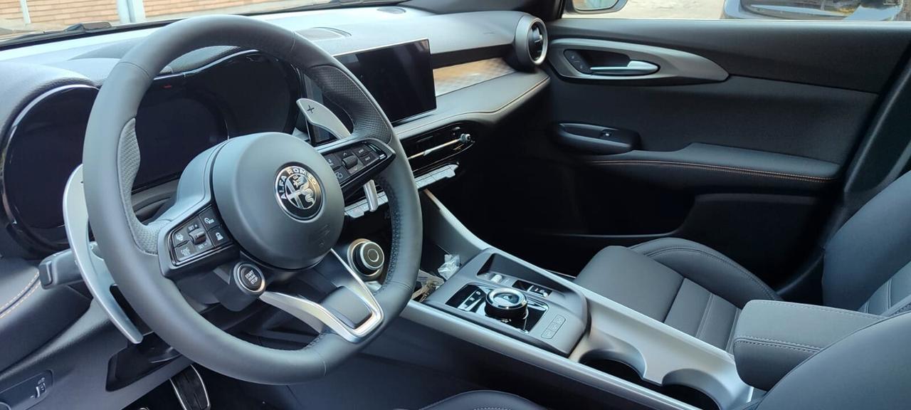 Alfa Romeo Tonale 1.6 diesel 130 CV TCT6 Veloce