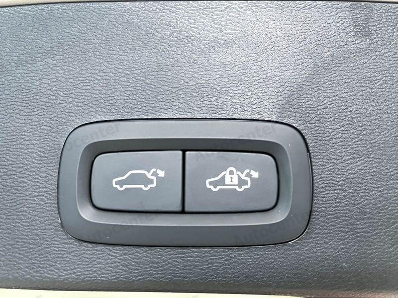 Volvo XC40 T2 automatico Core