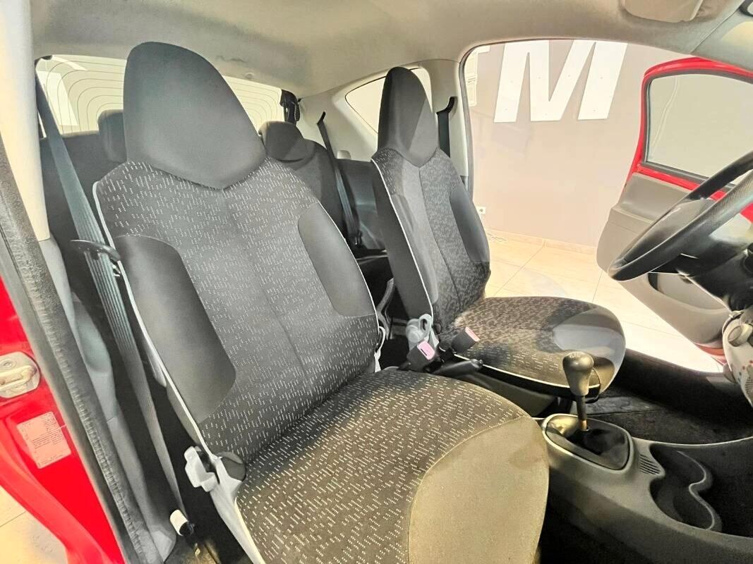 Peugeot 107 1.0 68CV 3p. Plaisir