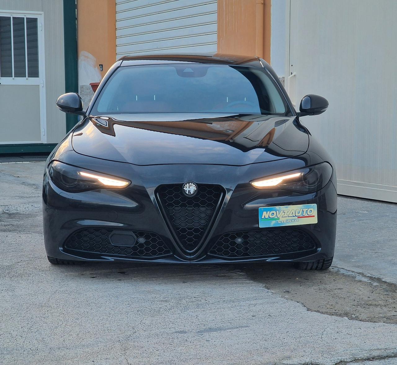 Alfa Romeo Giulia 2.2 Turbodiesel 136 CV AT8