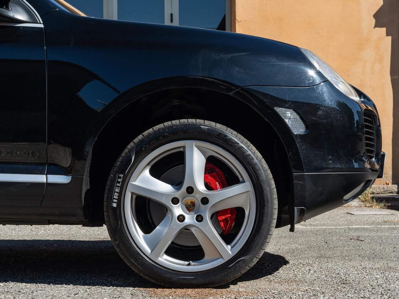 Porsche Cayenne 4.5 cat Turbo