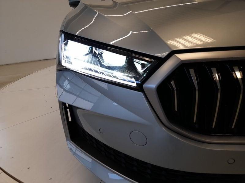 Škoda Superb 2.0 TDI 110kW Selection DSG