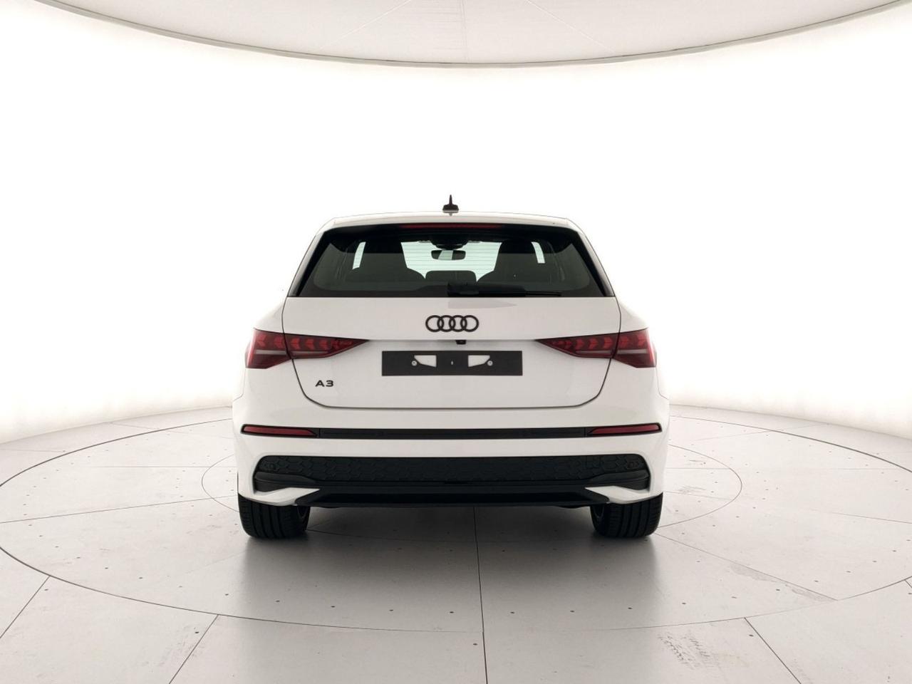 Audi A3 sportback 1.5 tfsi e business advanced 204cv s-tronic