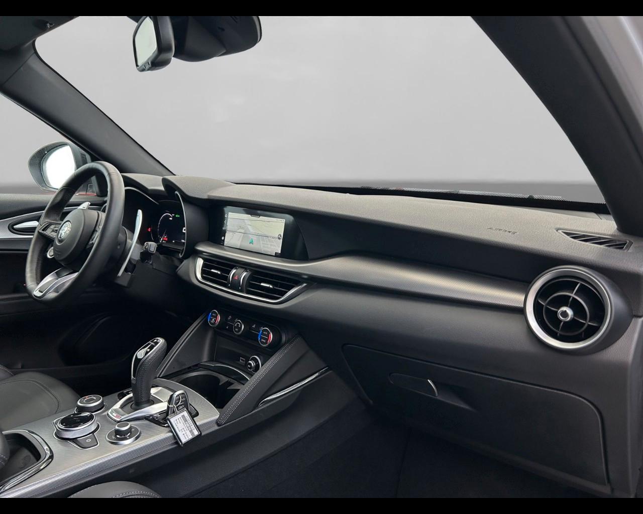ALFA ROMEO Stelvio 2023 - Stelvio 2.2 t Veloce Q4 210cv auto