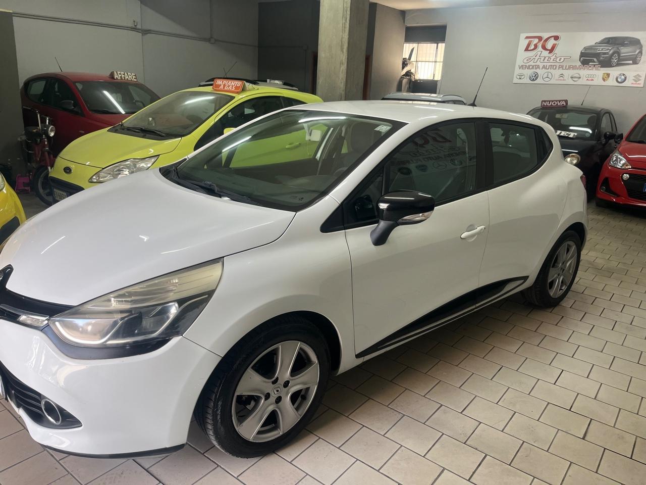 Renault Clio 1.5 dCi 8V 75CV 5 porte 2013