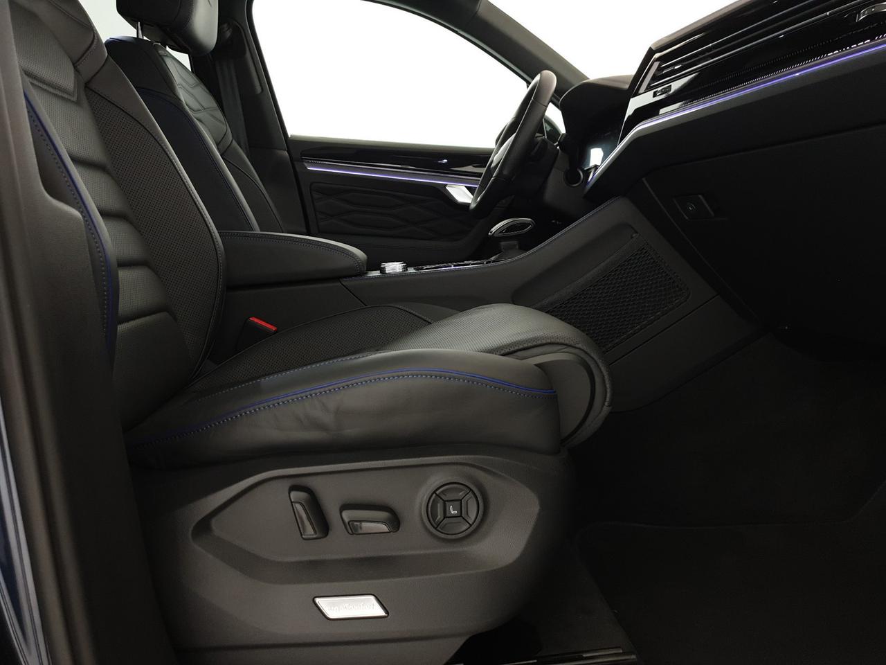 Volkswagen Touareg 3.0 v6 tsi ehybrid r 462cv auto