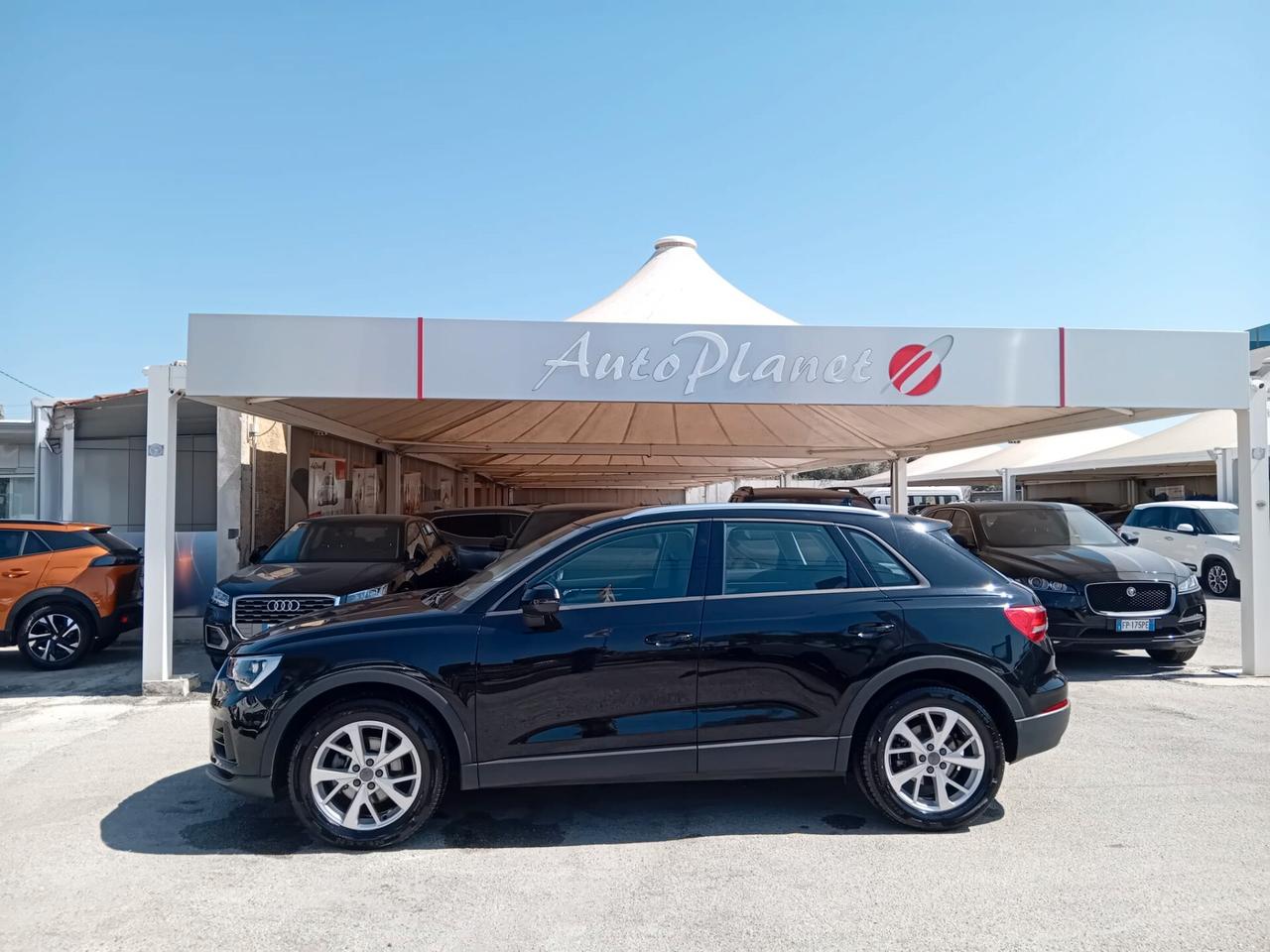 Audi Q3 35 TDI S tronic Business