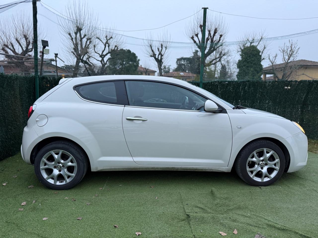 Alfa MITO 2011 1.6 DIESEL NEOPATENTATI SPORT PACK
