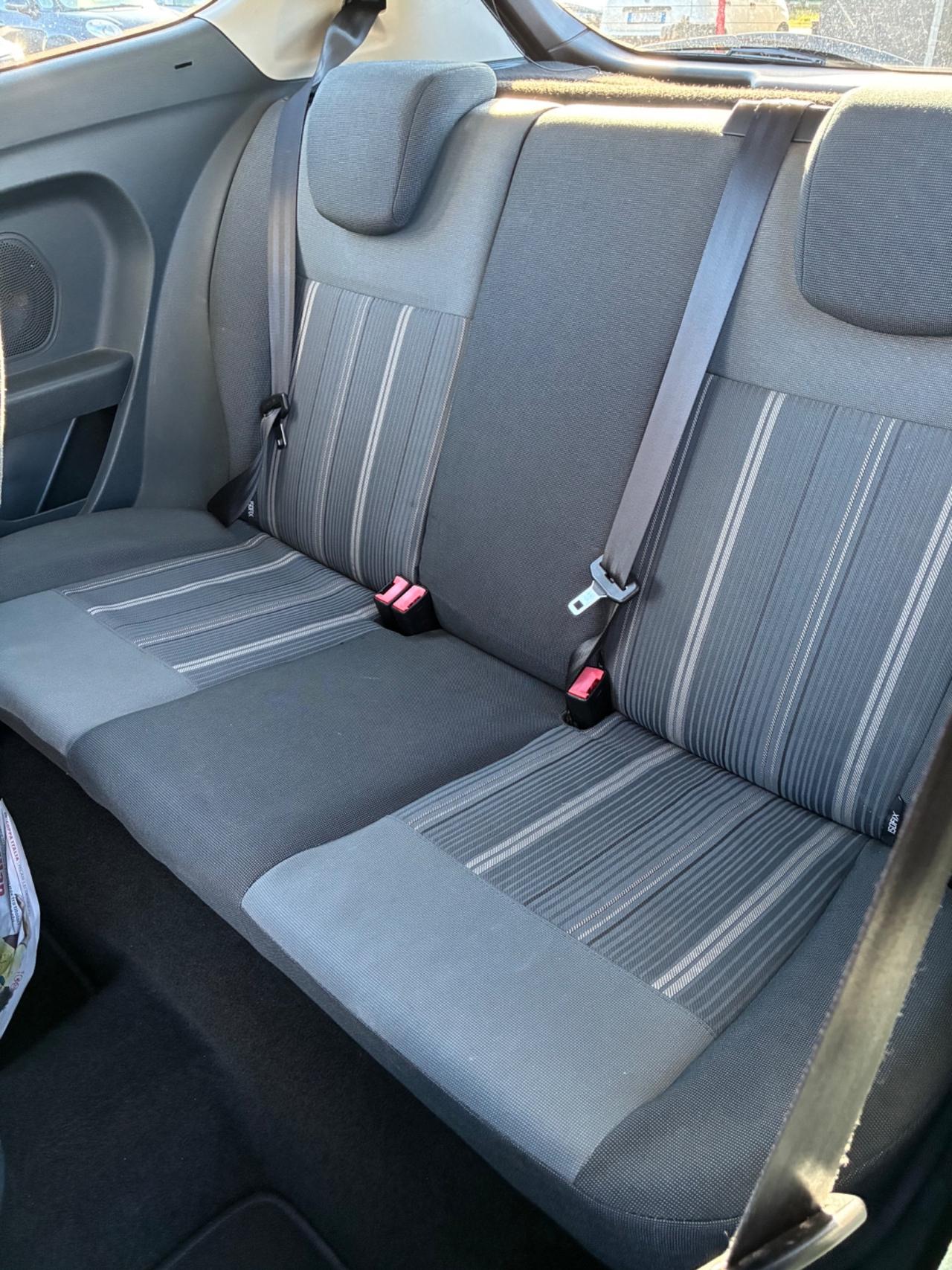 Ford Fiesta 1.4 TDCi 68CV 3 porte Titanium