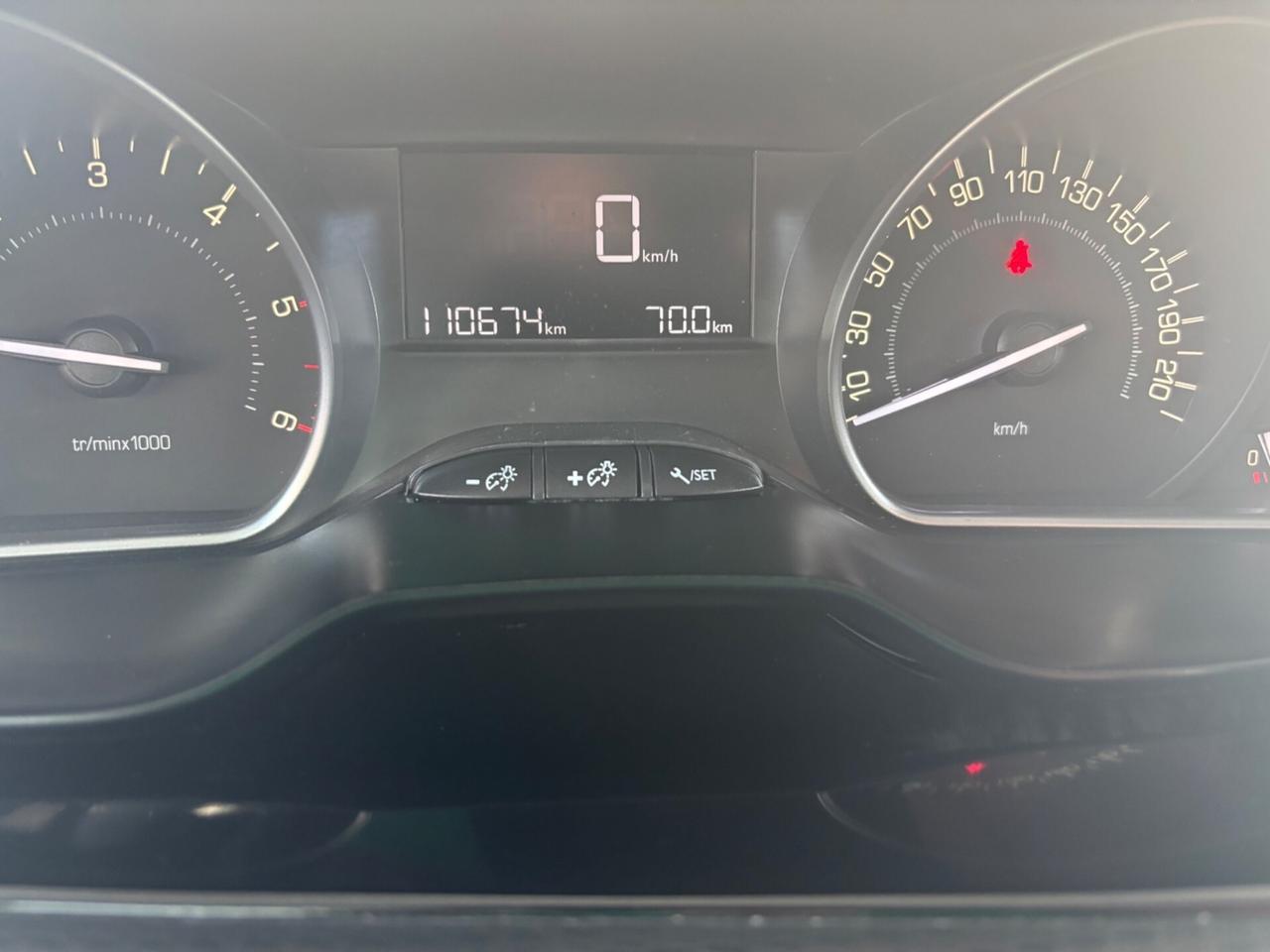 Peugeot 2008 BlueHDi 100 Active
