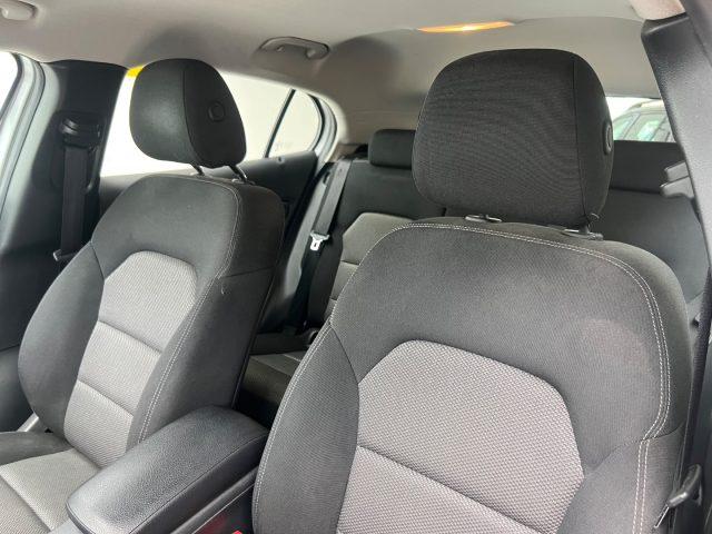 MERCEDES-BENZ GLA 180 d Business TUA A SOLI 199 EURO MENSILI