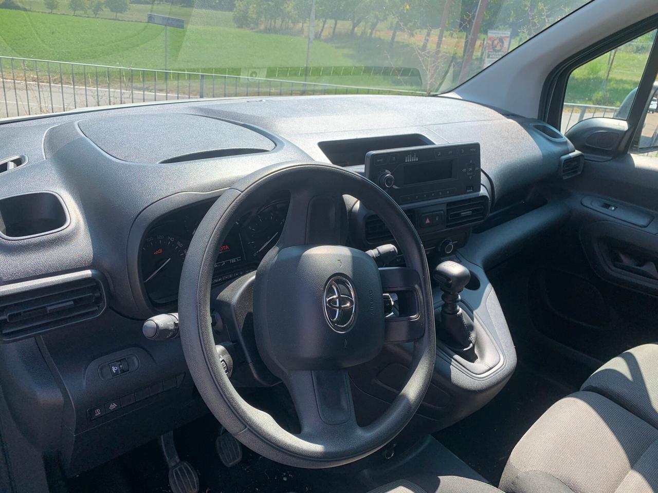 Toyota Proace city 3 posti autocarro - medium dinamic unico proprietario 45000 km- manutentato bellissimo