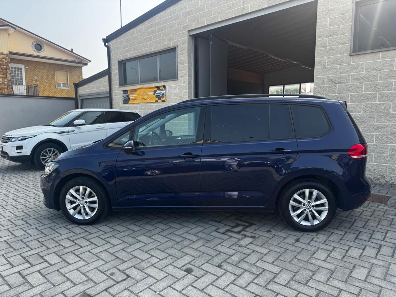 Volkswagen Touran 1.6 TDI 115 CV SCR DSG Comfortline BlueMotion Tech.