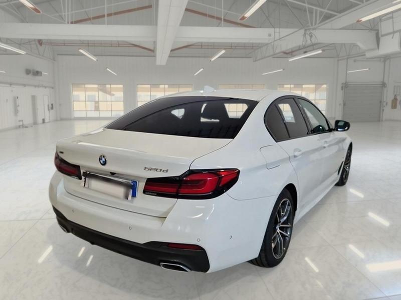 BMW 520 XDRIVE M SPORT AUTO MH48V 4 PORTE BERLINA