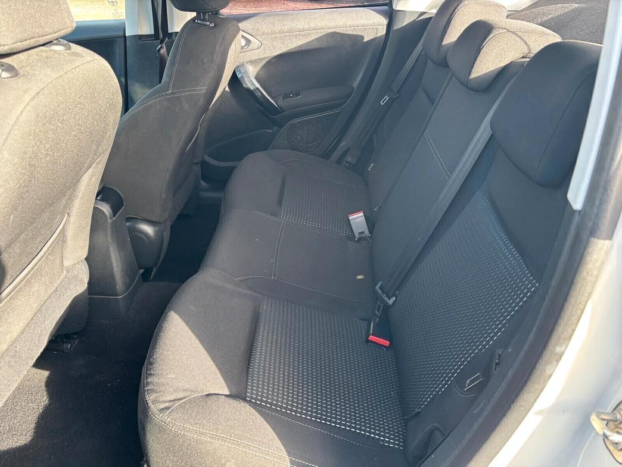 Peugeot 208 1.6 HDi 75CV 5 porte - 2015
