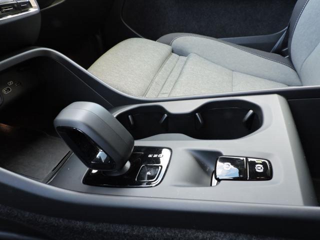 VOLVO XC40 B3 automatico Core Aziendale