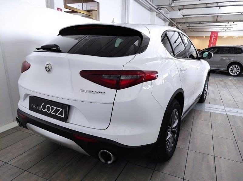 Alfa Romeo Stelvio 2.2 Turbodiesel 190 CV AT8 RWD Business