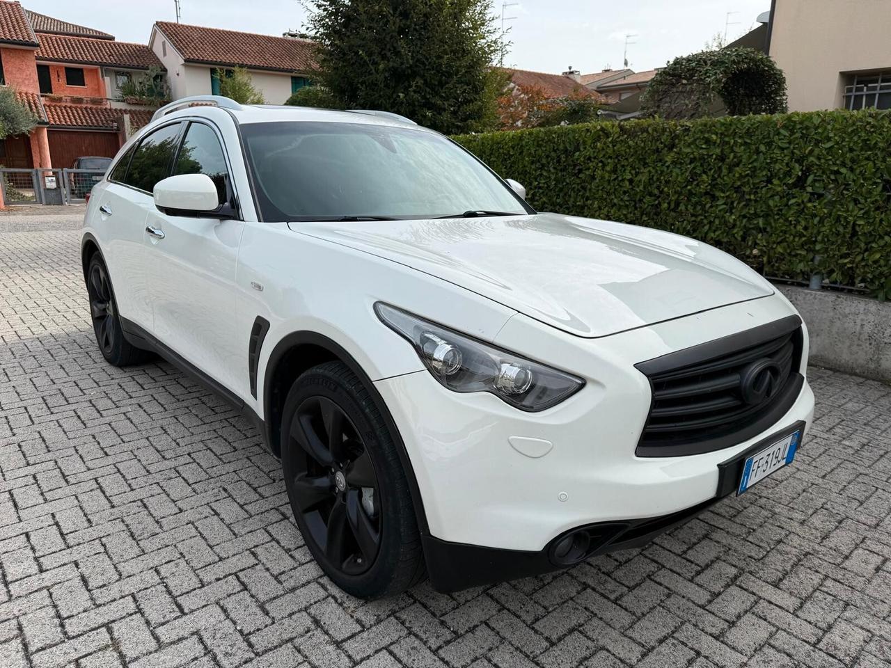 Infiniti FX Q70 30d S Premium