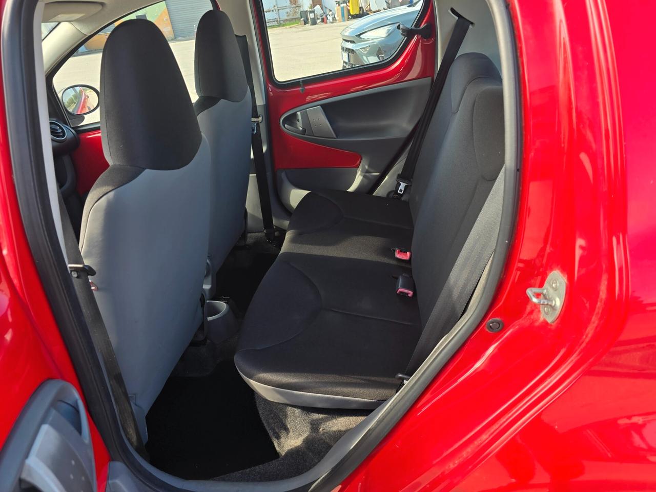 Toyota Aygo 1.0 12V VVT-i 5 porte