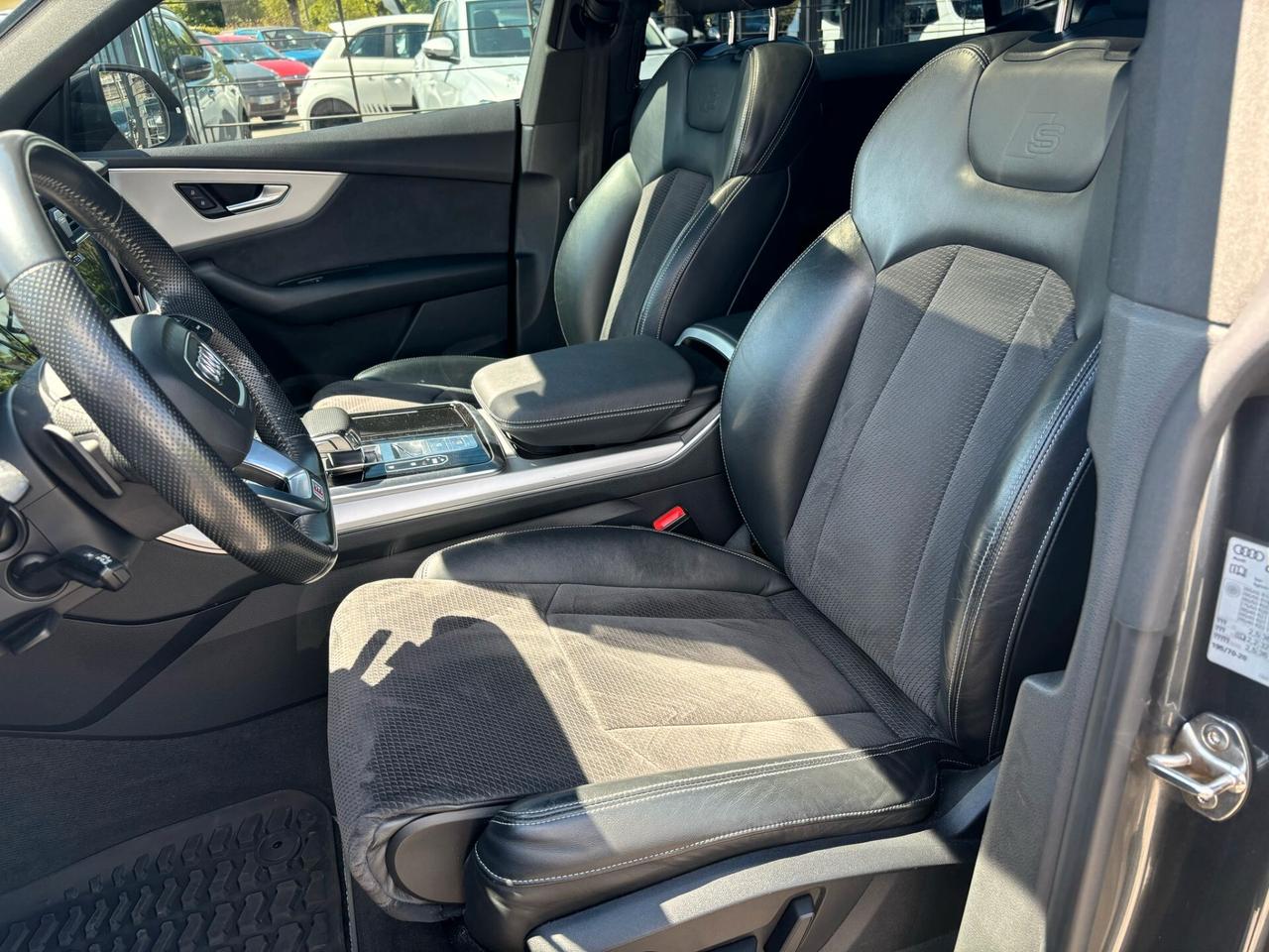 Audi Q8 50 TDI 286 CV quattro tiptronic Sport