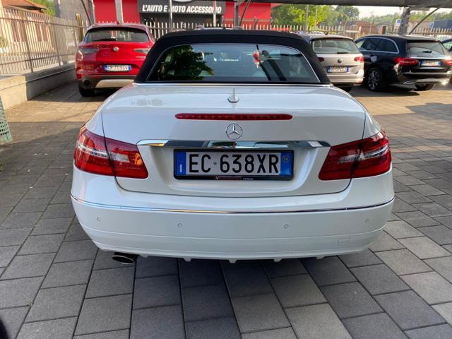 MERCEDES-BENZ E 200 CGI Cabrio BlueEFFICIENCY Avantgarde SOLO 64.000Km
