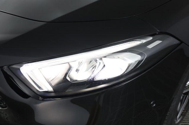 MERCEDES-BENZ A 180 A 180 Automatic Premium