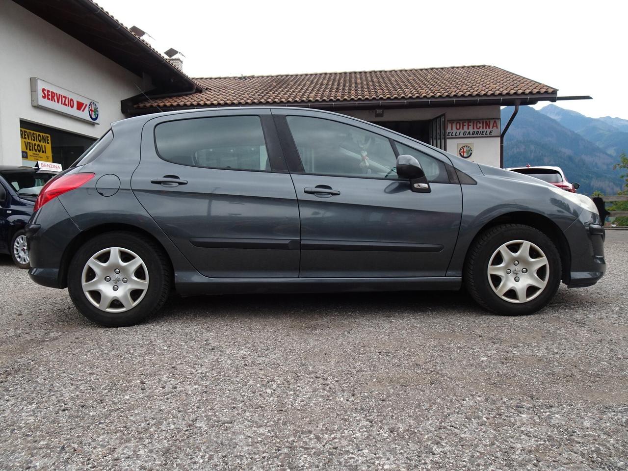 Peugeot 308 1.6 HDi 90CV 5p. Tecno