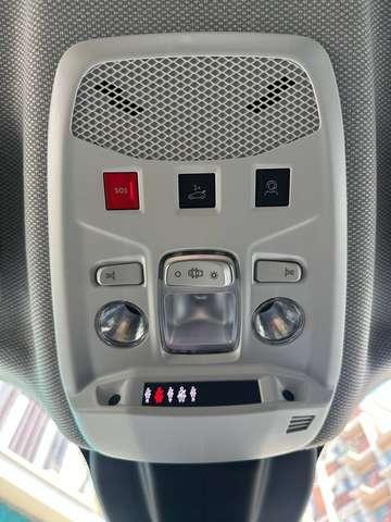 Jeep Avenger 1.2 100cv Altitude + Telecamera + Navi + JBL + Key Less