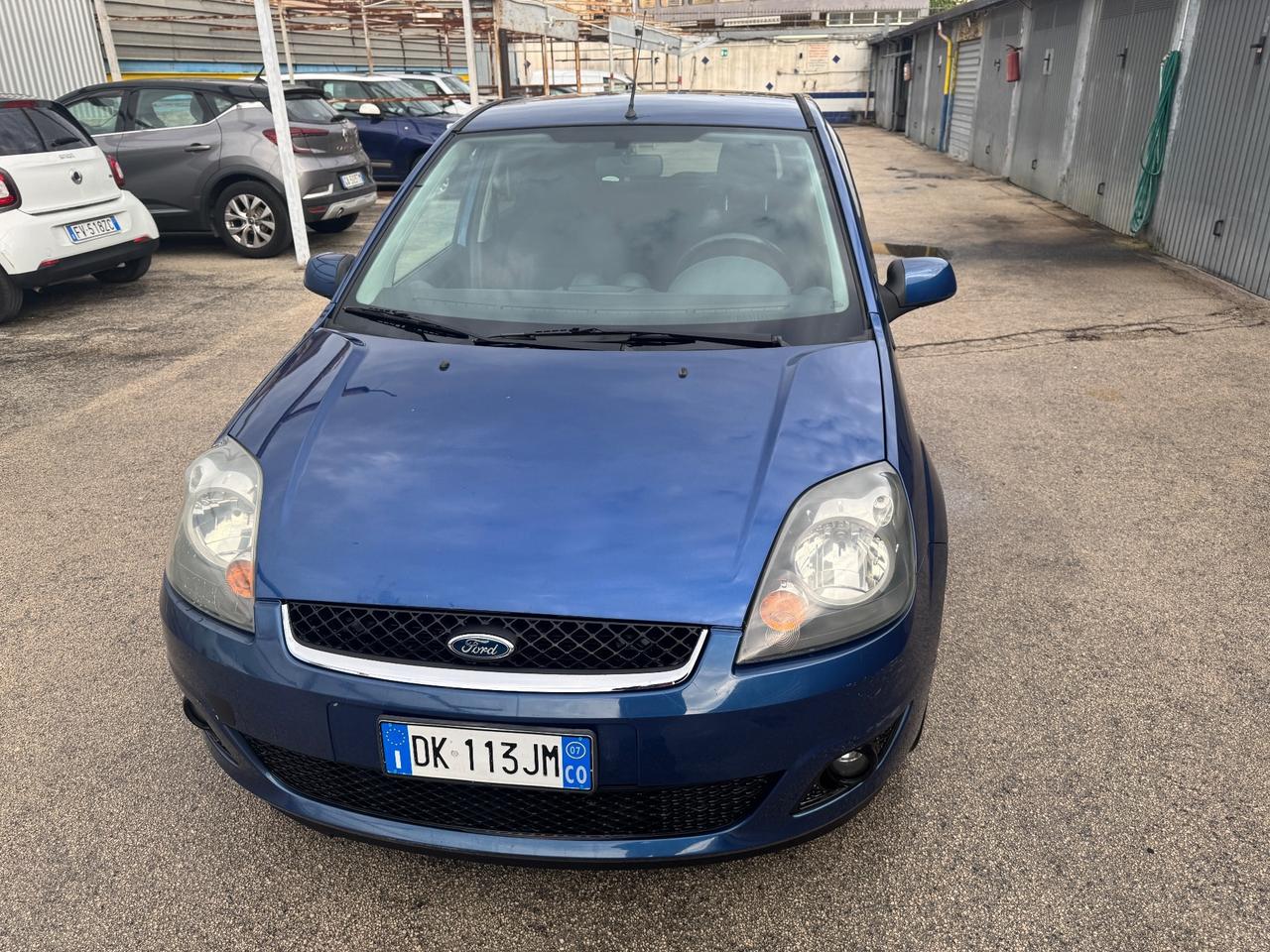 Ford Fiesta 1.2 16V 5p. Ghia