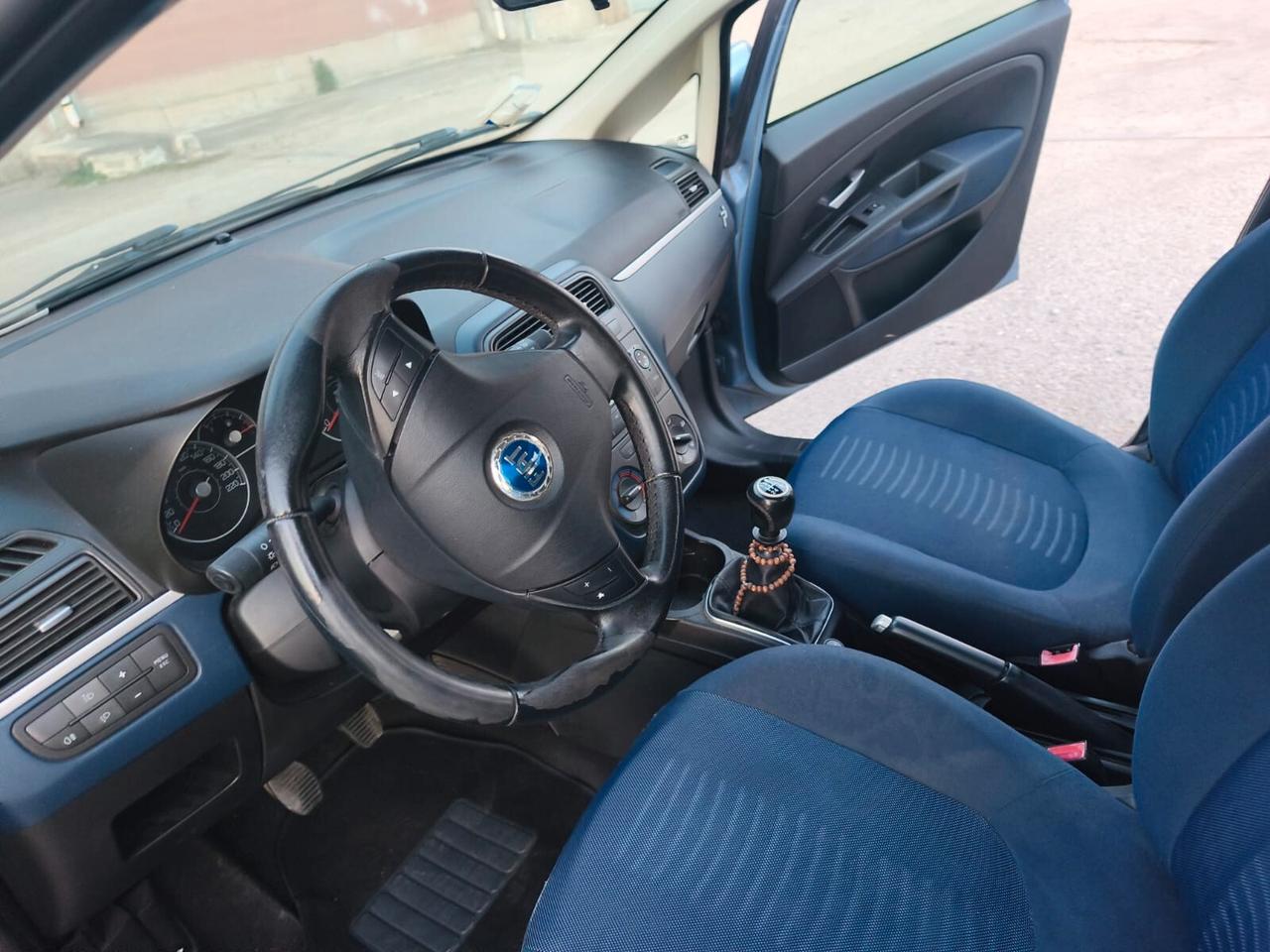 Fiat Punto 2007---1.2 Benzina Neopatentati