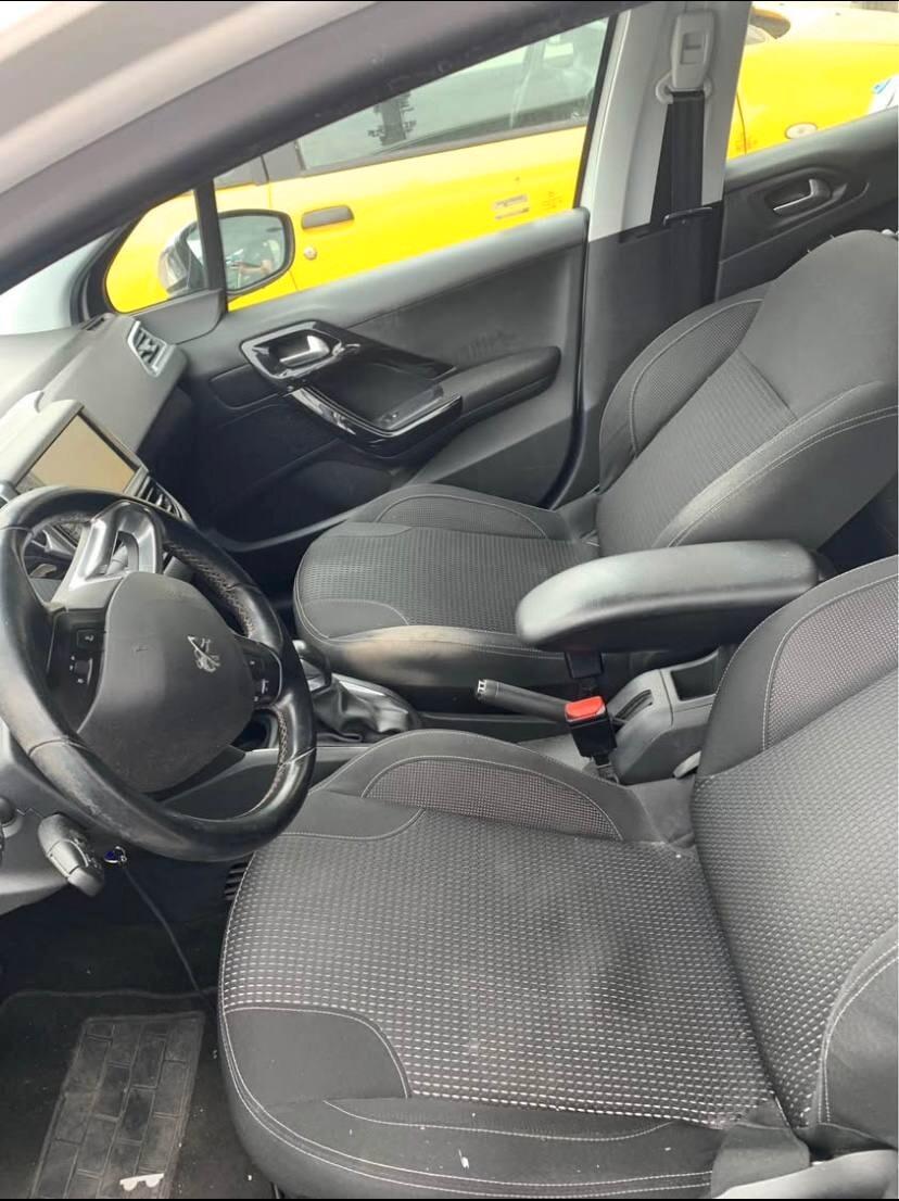 Peugeot 208 BlueHDi 120 S&S 3 porte GT Line