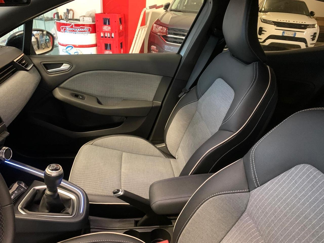 RENAULT CLIO 1.0 TECHNO 90 CV AZIENDALE PARI AL NUOVO