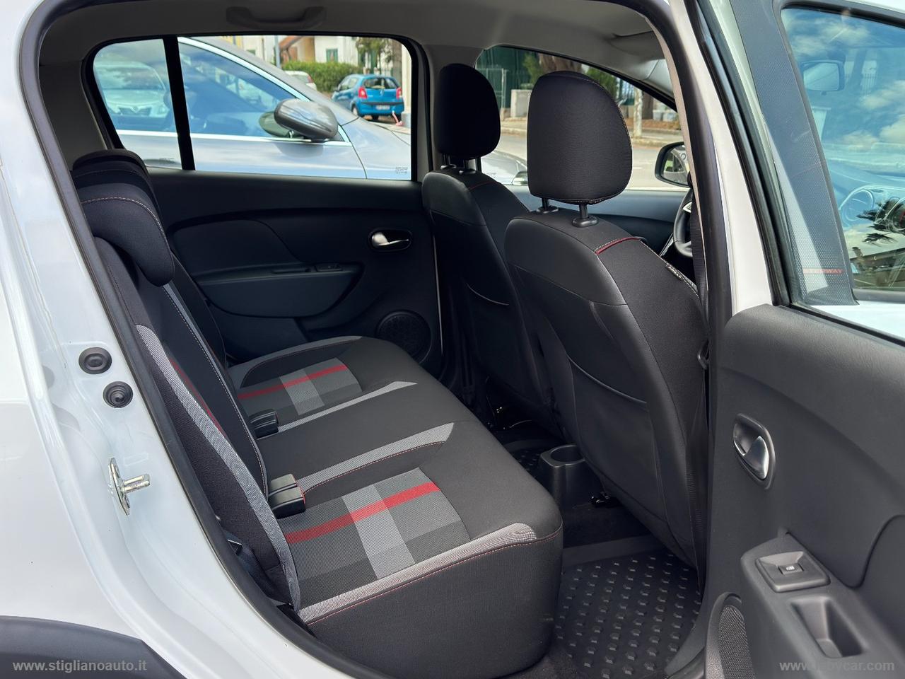 DACIA Sandero Stepway 1.5 Blue dCi 95CV Access